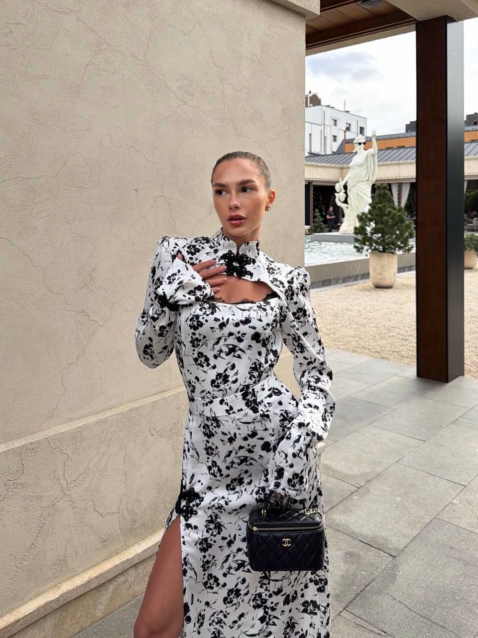 Сукня довга атласна принтована Lola